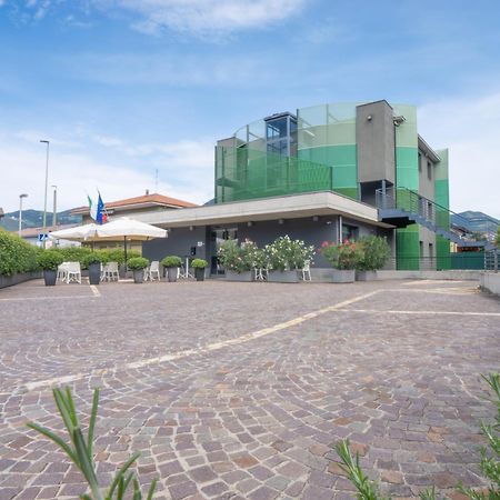 San Valentino Hotel Villa di Serio Екстер'єр фото