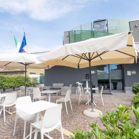 San Valentino Hotel Villa di Serio Екстер'єр фото